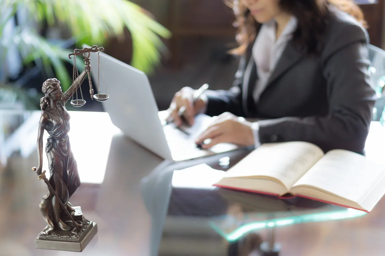 j1ZbZwG Securities Clearing Expert Witness